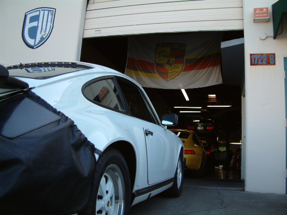Shop front with Porsches